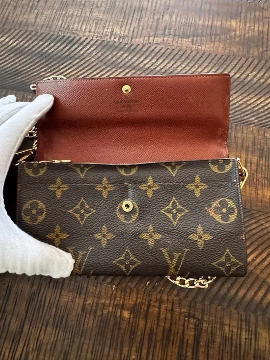 Louis Vuitton vintage Sarah monogram wallet converted Crossbody 2000 France - Picture 8 of 17